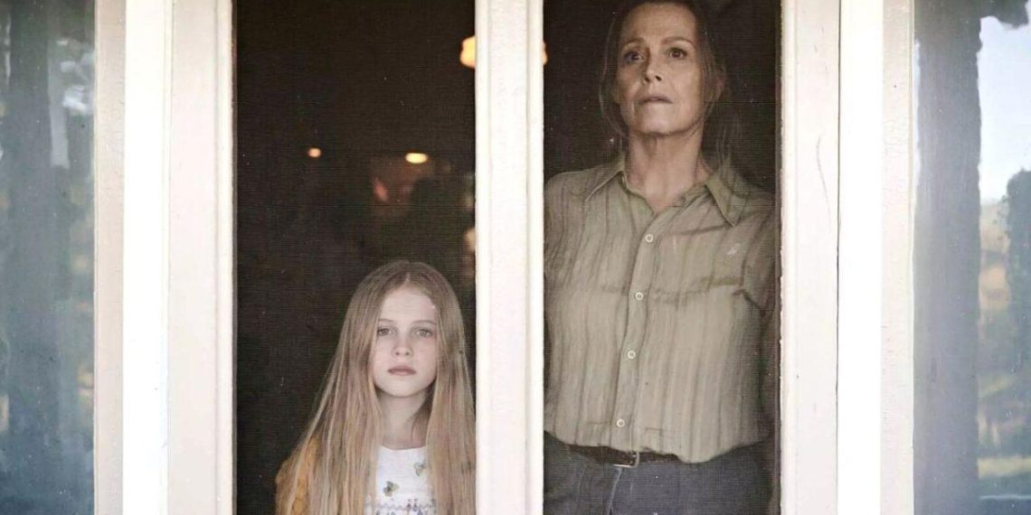 Prime Video dévoile les premières images de la série Les fleurs perdues d'Alice Hart, avec Sigourney Weaver