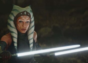 Star Wars : Ahsoka, Dave Filoni et Rosario Dawson promettent de nombreux duels au sabre laser