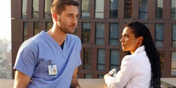 New Amsterdam : Excellente nouvelle pour les fans !  Une suite à la série acclamée mettant en vedette Ryan Eggold a été annoncée