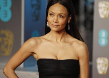 Thandie Newton rejoint le casting de mercredi 2 : à quoi s'attendre de la nouvelle saison