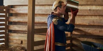 The Boys : Antony Starr révèle l'origine du fétichisme du lait de Homelander : "C'est devenu une chose vraiment amusante"