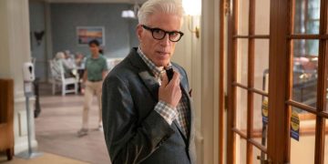 A Man on the Inside : les premières images officielles de la série Netflix avec Ted Danson