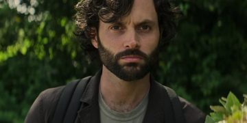 Penn Badgley emmène les fans dans les coulisses et annonce la fin du tournage de You (VIDEO)