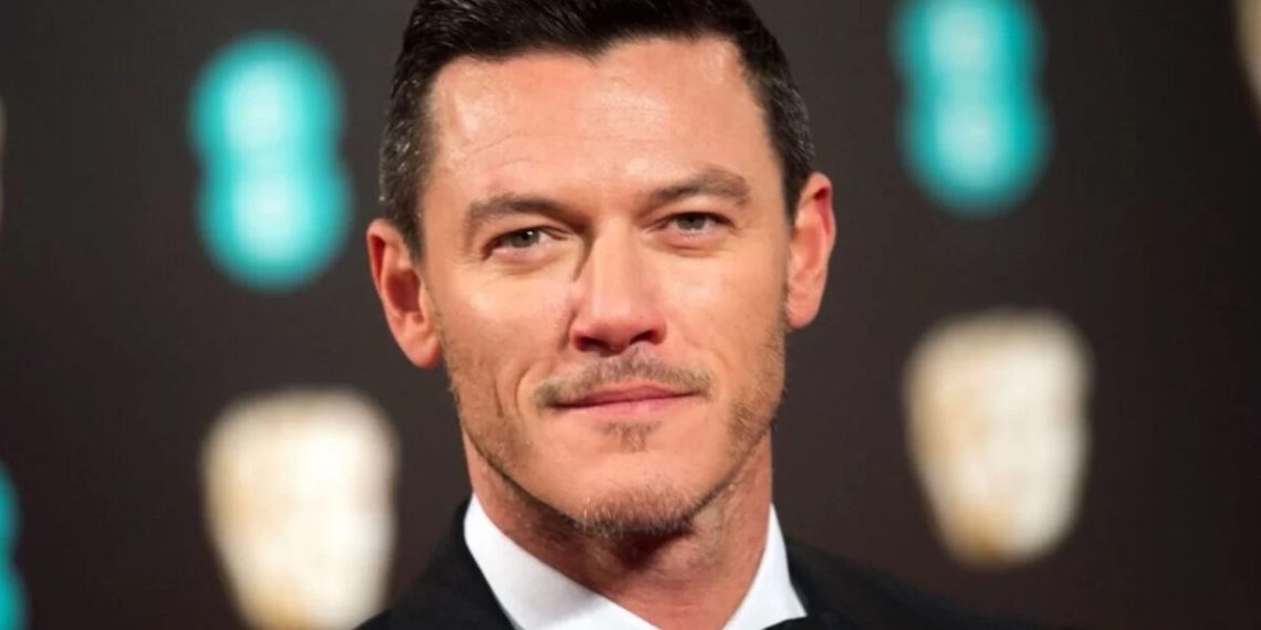 Urgence : Luke Evans au casting de la série d'espionnage basée sur des faits réels